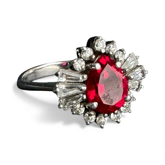 Vintage Faux Ruby Cocktail Ring Sterling Silver Cubic Zirconia Halo Cluster 8
